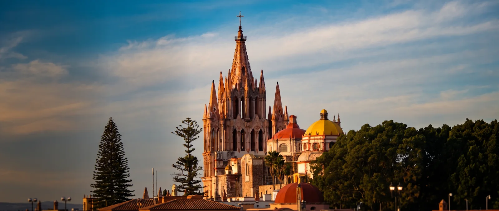 Parroquia de San Miguel Arcángel al atardecer, San Miguel de Allende